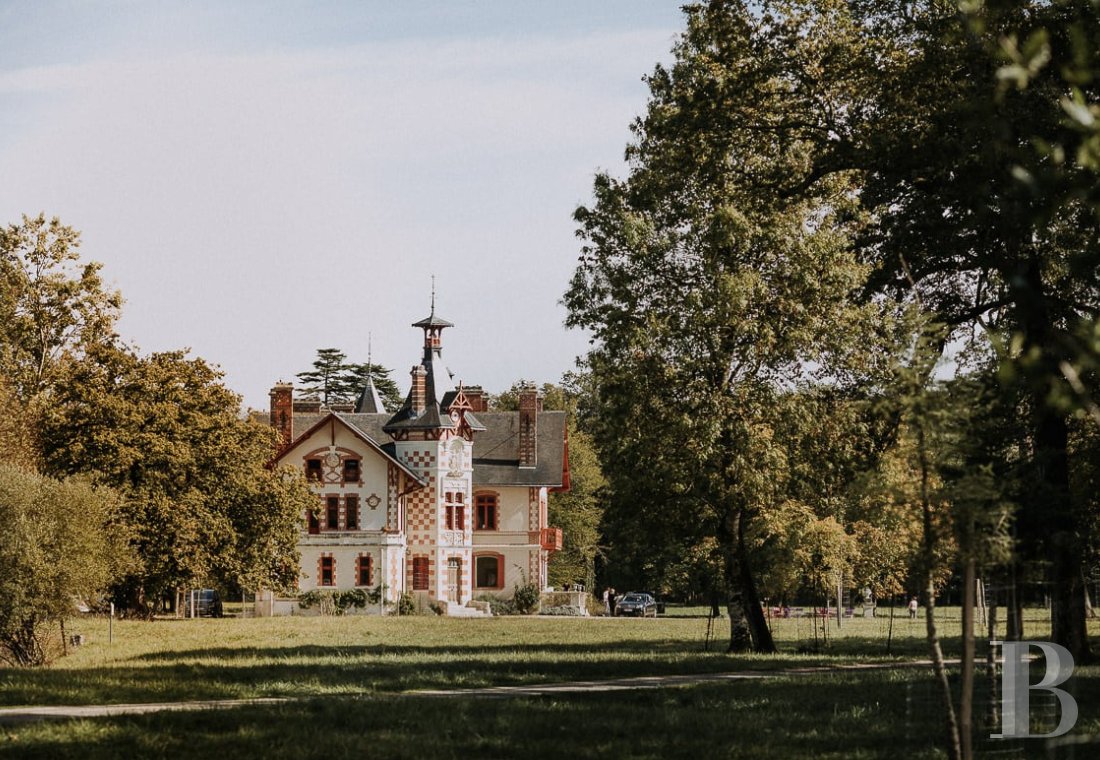 A country house rental for a year with access to the services and facilities of a large estate, an hour’s train ride from Paris in Touraine  - photo  n°34